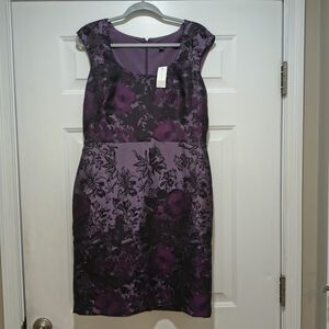 NWT Ann Taylor Sheath Midi Dress Lined. Classic Size 10 Floral